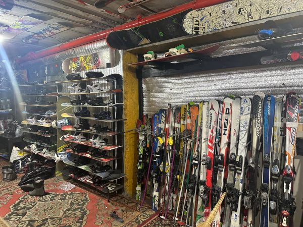 Прокат горнолыжного оборудования "Freeride" в Домбае